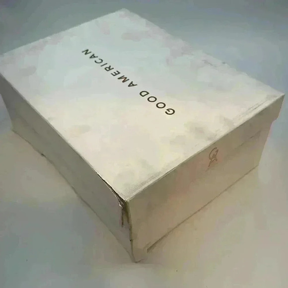 🆕 NWT, Good American shoe bag and box size 5 black patent leather thong … - Picture 12 of 12